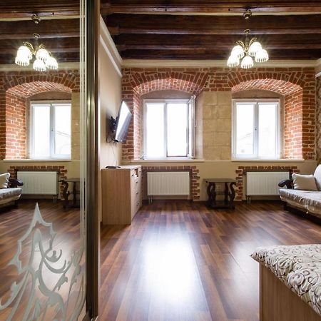 Spirit Of Old Lviv Apartment Main Square Bagian luar foto